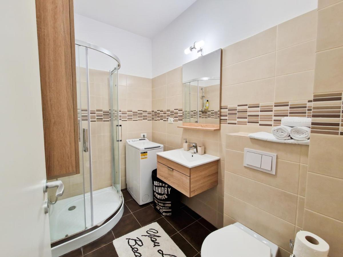 Mirvana Apartments Allure Studio Timisoara Bagian luar foto
